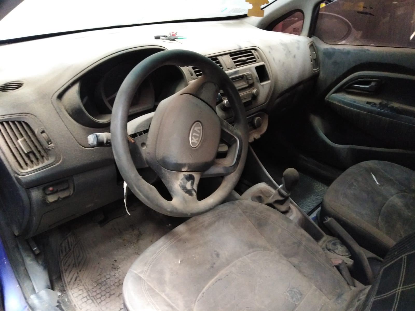  Kia RIO 2012    EN DESARME